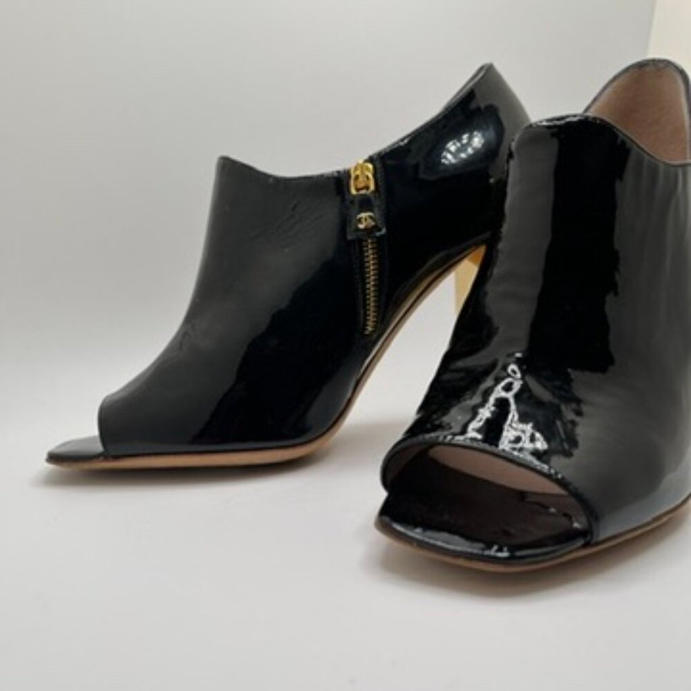 CHANEL Open-Toed Ankle Boot with Gold Detail Sz EUR 37/ US 6.5 - Picture 7 of 11